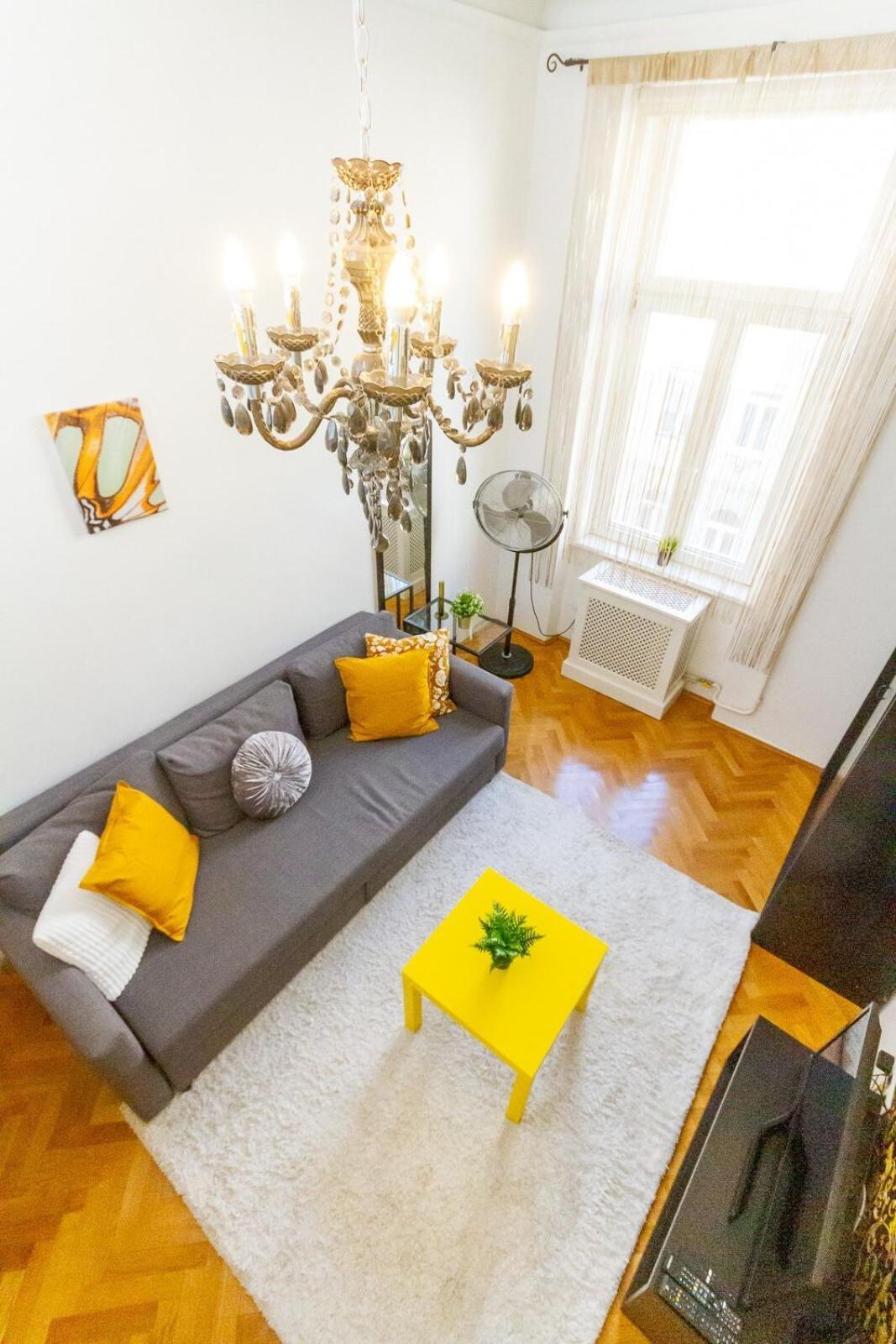 Apartment Cozy Gallery Loft In Garam Street By Nw *